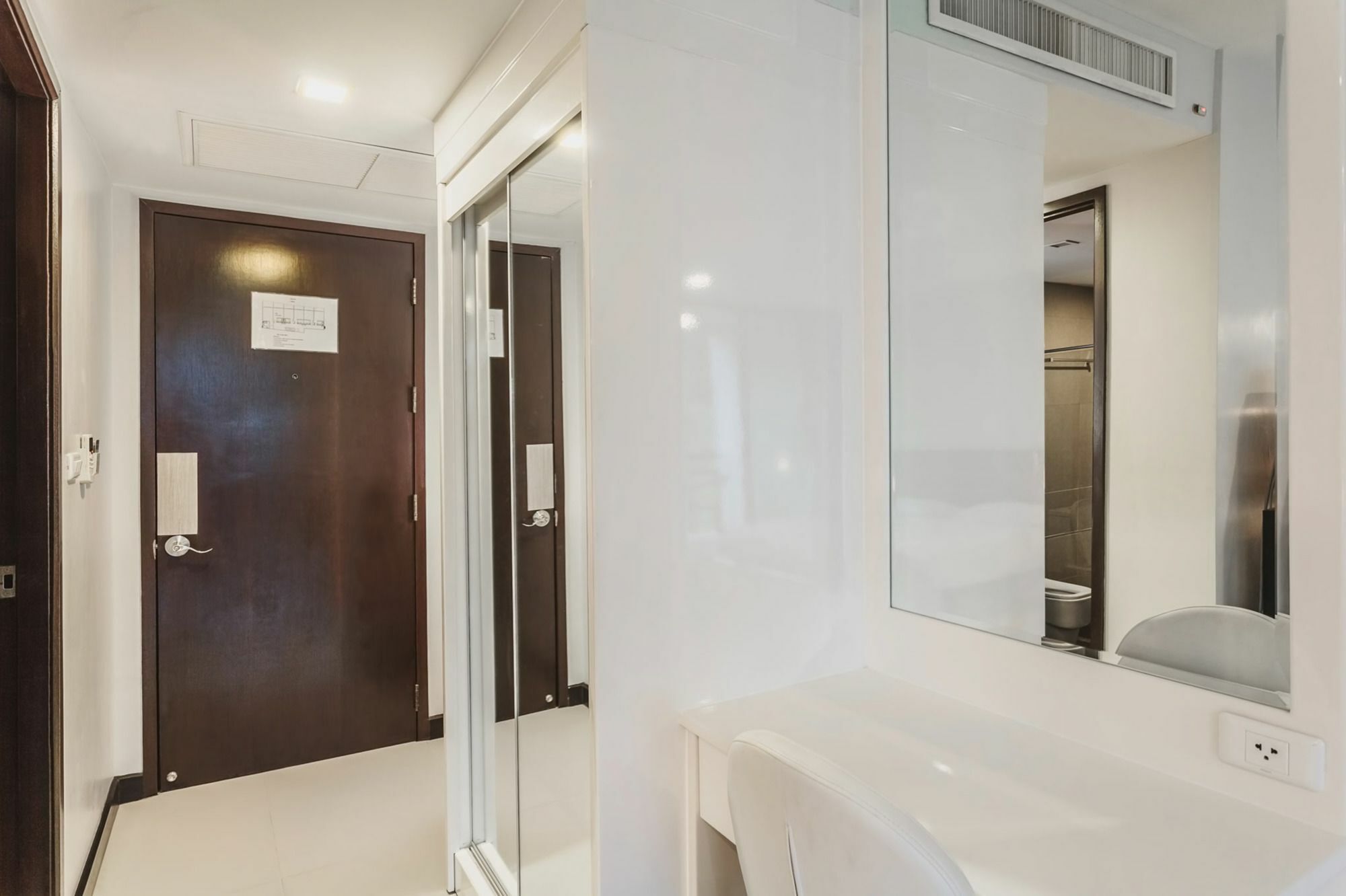 Condo In Bangtao In Kris Condo 402 Phuket Exterior photo